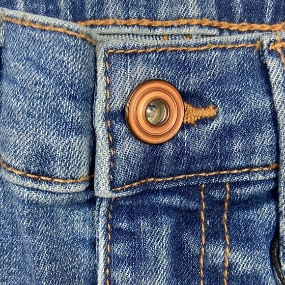 Celebrity Pink “The Spice” Distressed Hi-Rise Denim Jeans - Picture 8 of 9